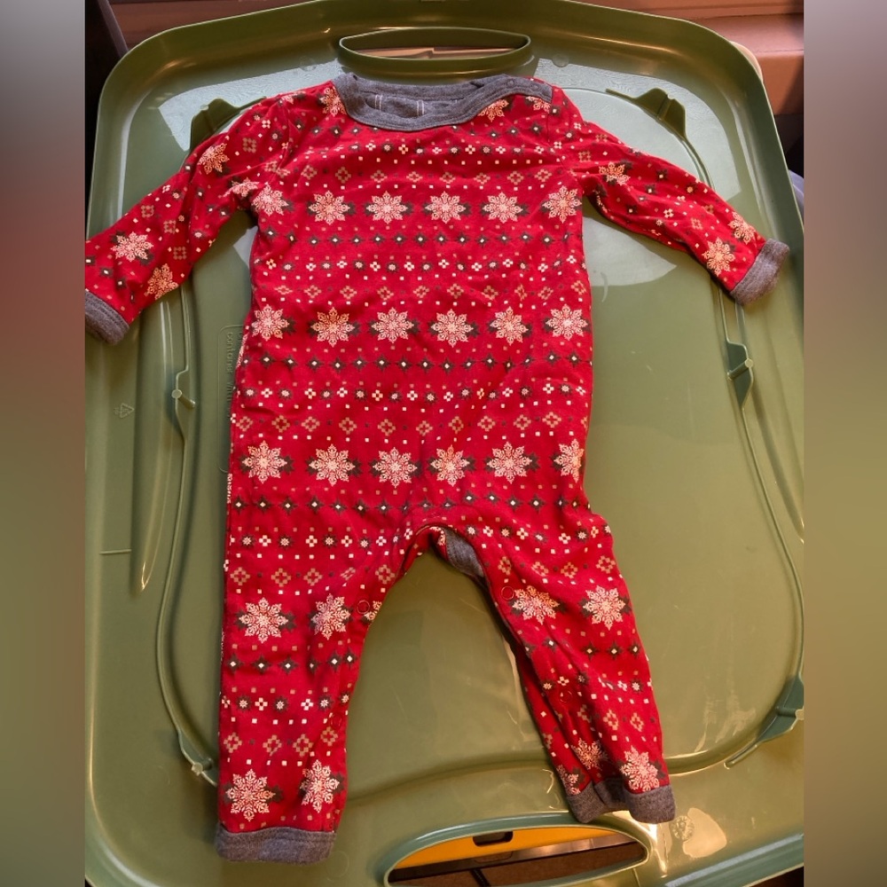 Snowflake Onesie Washed Never Worn